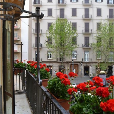 Il Balcone Sulla Piazza Villa Napoli Eksteriør bilde